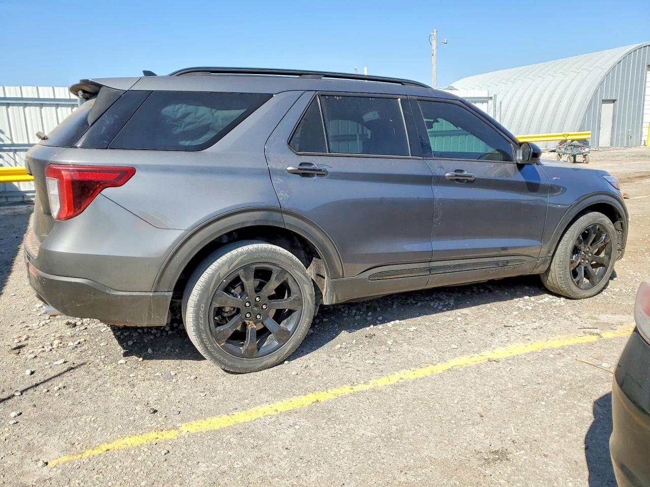 2023 Ford Explorer St-Line - Фото 3