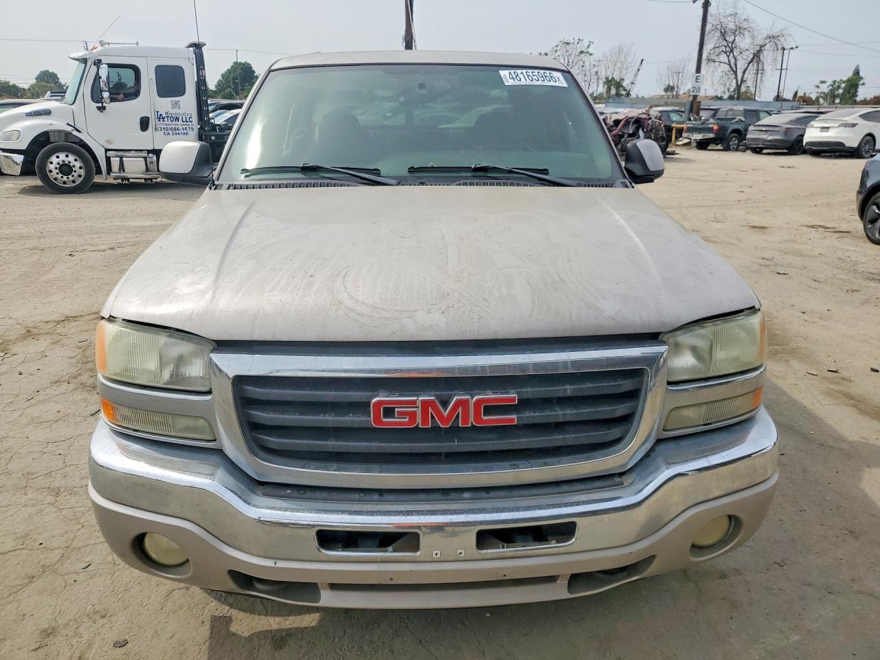 2005 GMC New Sierra C1500 - Image 5