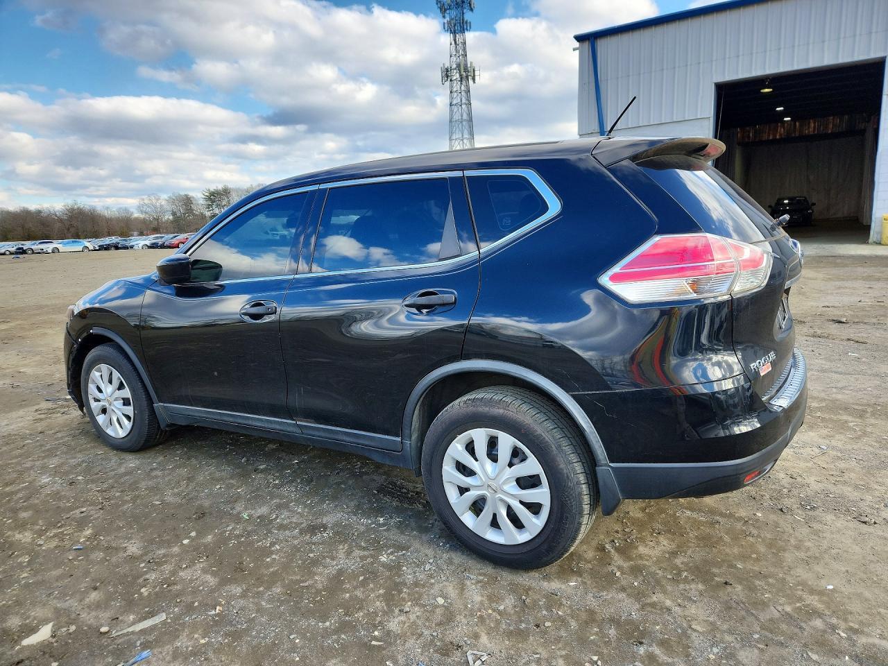 2016 Nissan Rogue S - Image 2