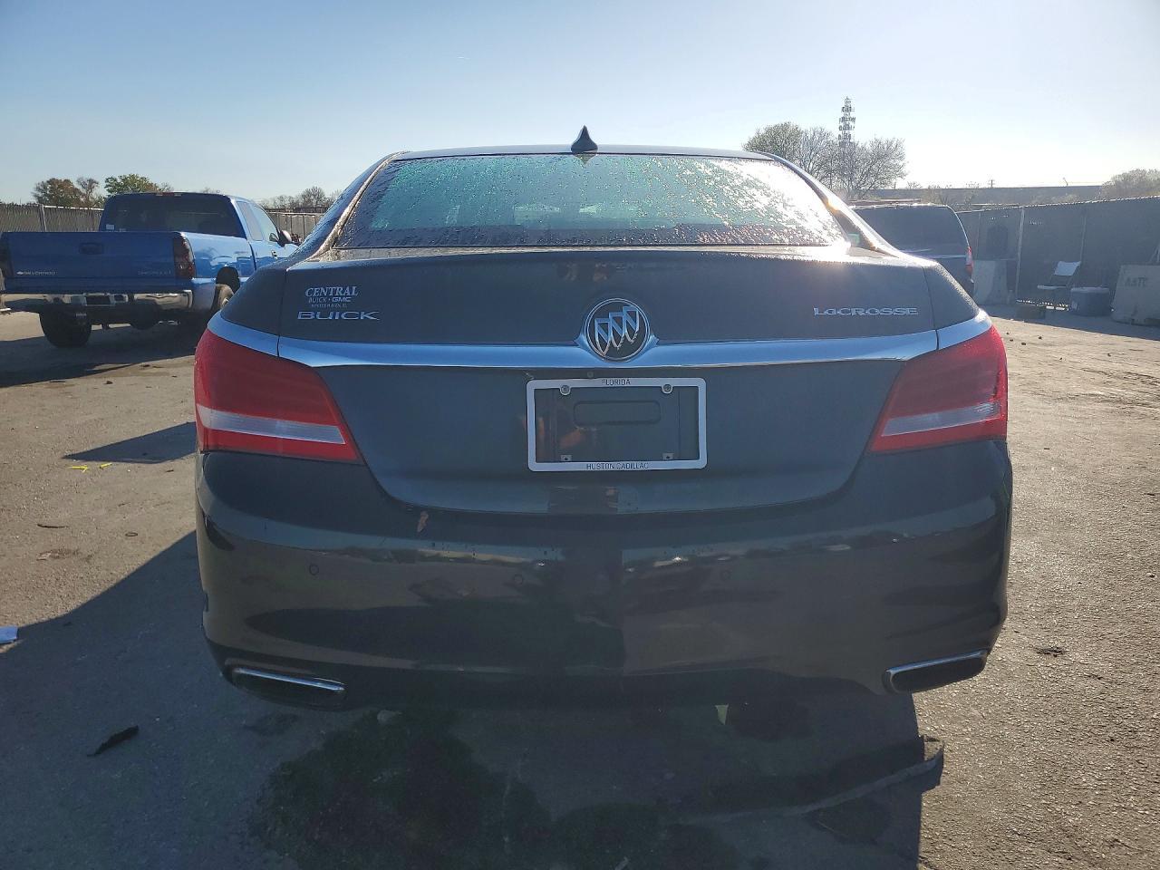 2015 Buick Lacrosse - Image 6