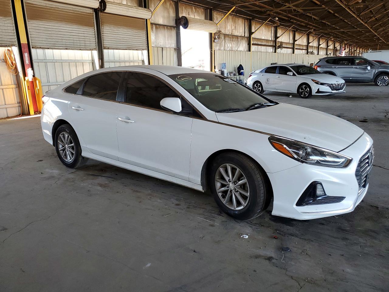 2019 Hyundai Sonata Se - Фото 4
