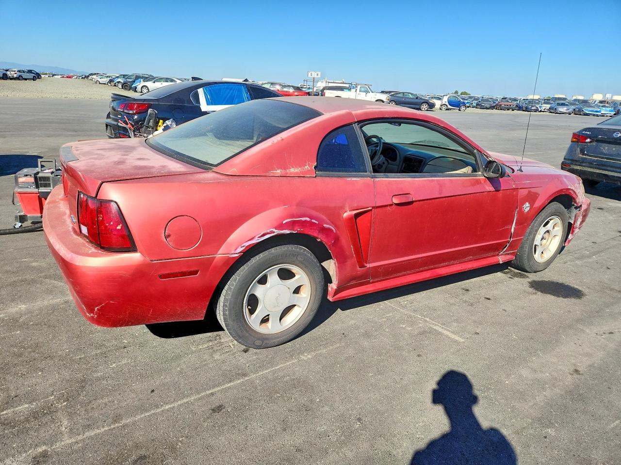 1999 Ford Mustang - Image 3