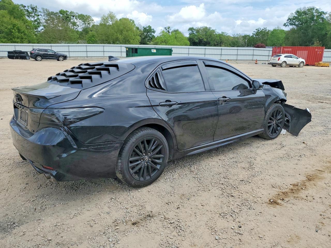 2023 Toyota Camry Se - Image 3