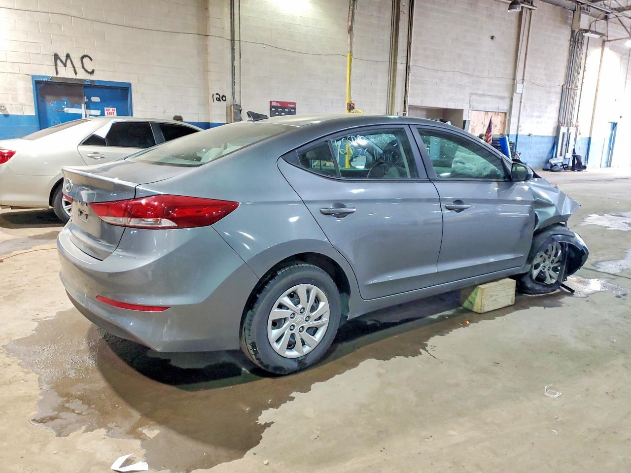 2017 Hyundai Elantra Se - Фото 3