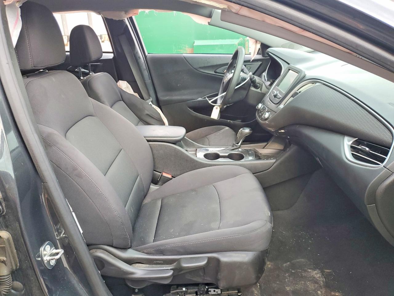 2017 Chevrolet Malibu Ls - Фото 7