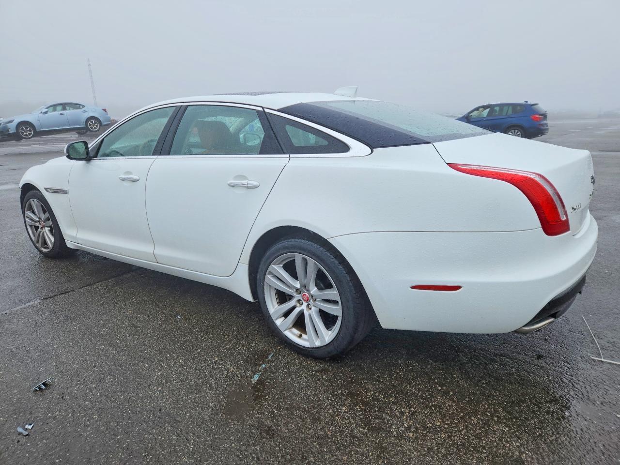 2017 Jaguar Xjl Portfolio - Фото 2