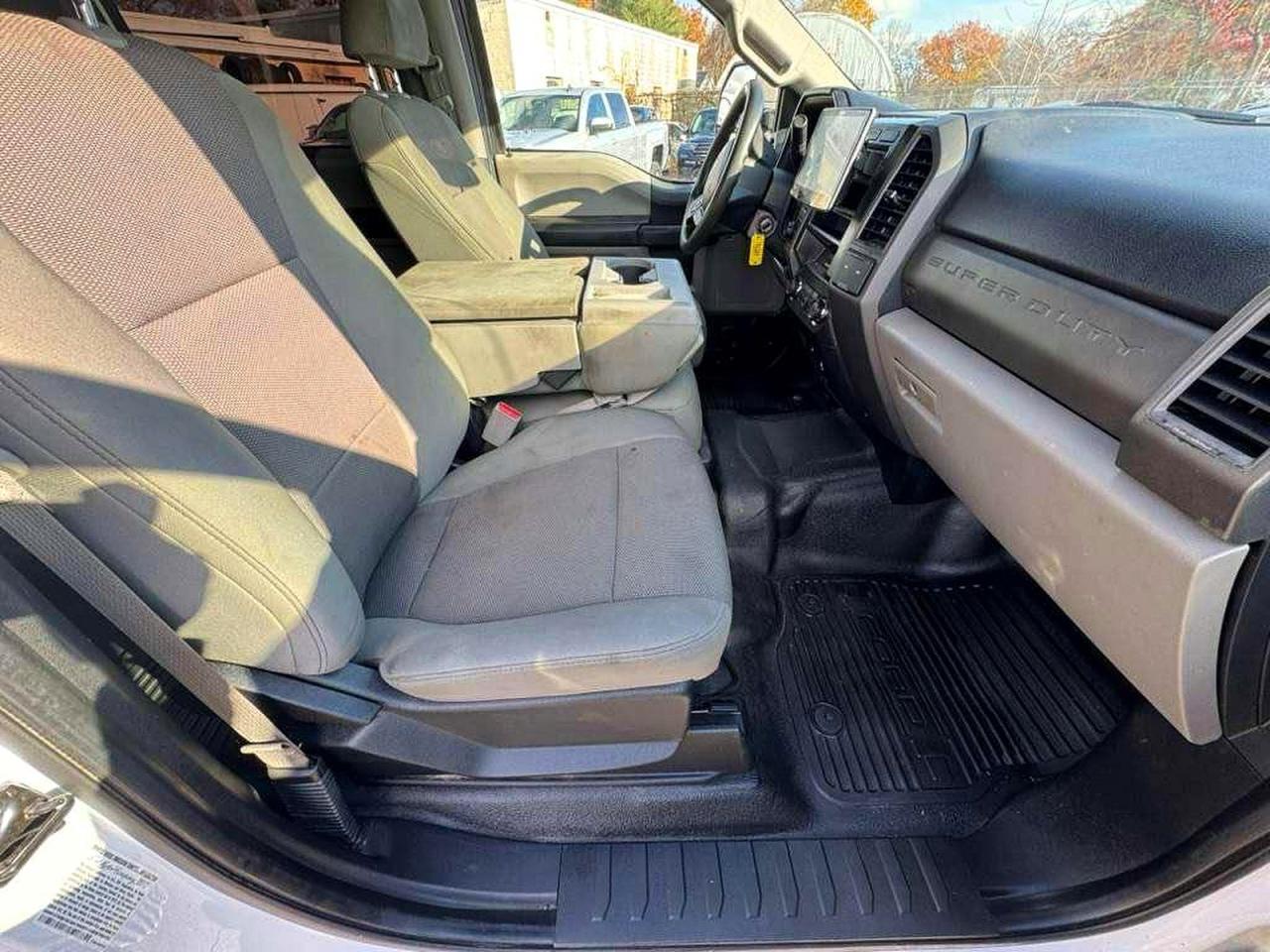 2017 Ford F350 Super Duty - Фото 5