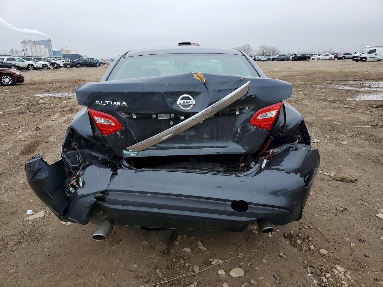 2017 Nissan Altima 2.5 S - Image 6