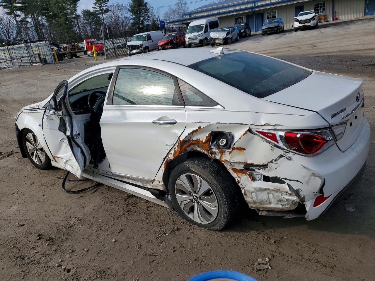 2013 Hyundai Sonata Hybrid Limited - Фото 2