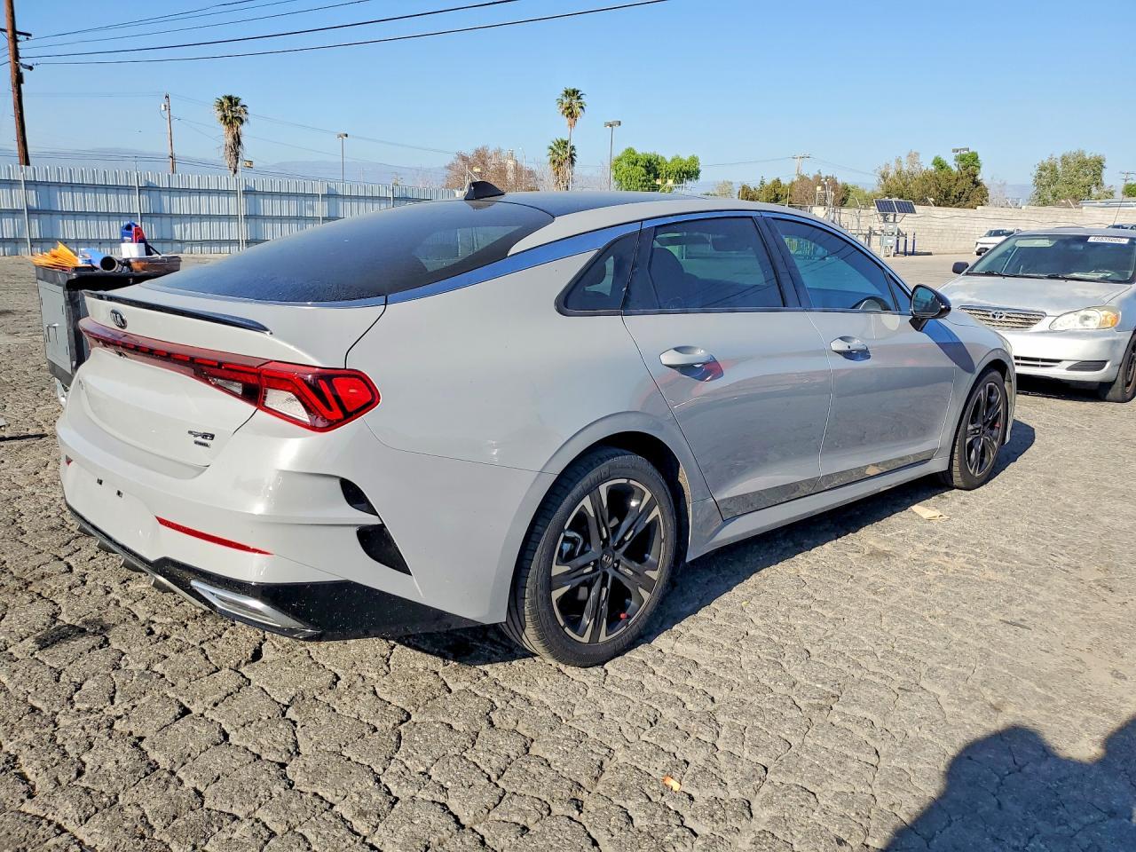 2021 Kia K5 Gt-Line - Image 3