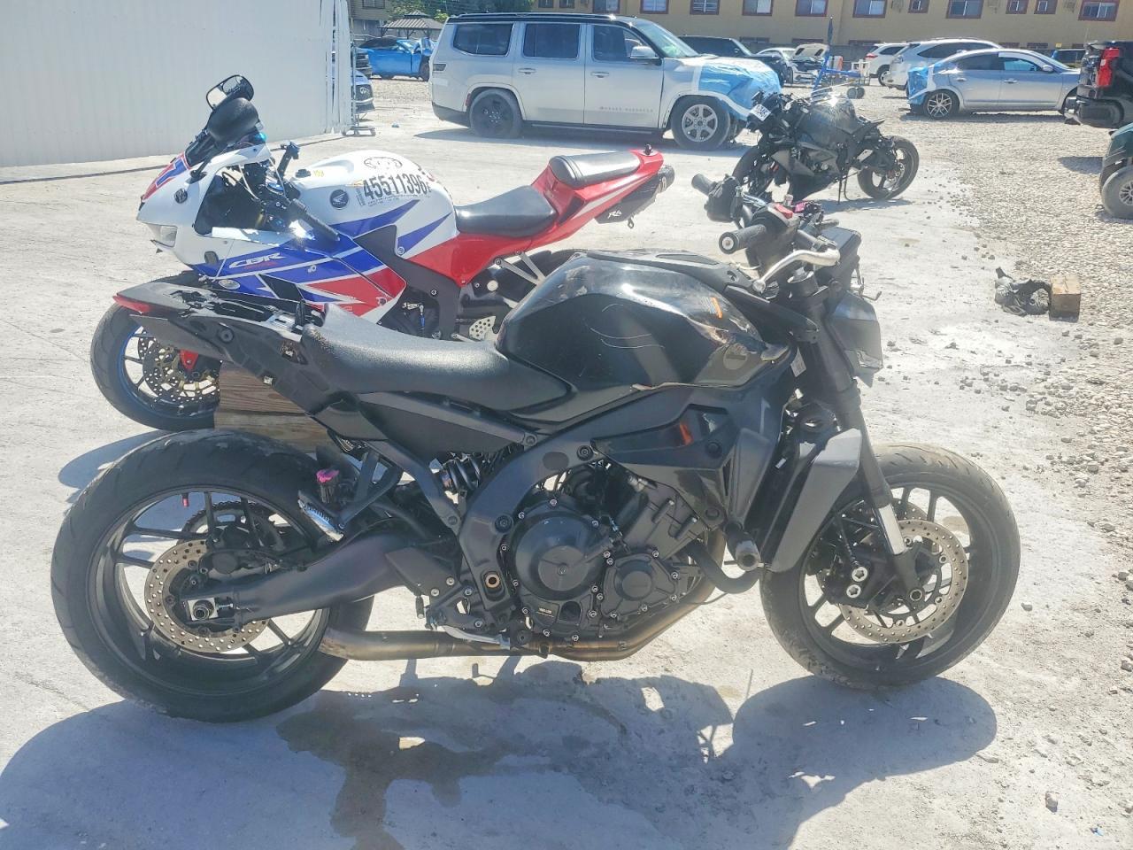 2025 Yamaha Mt09