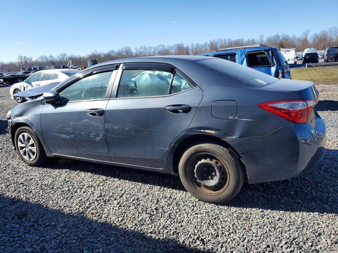 2014 Toyota Corolla L - Фото 2