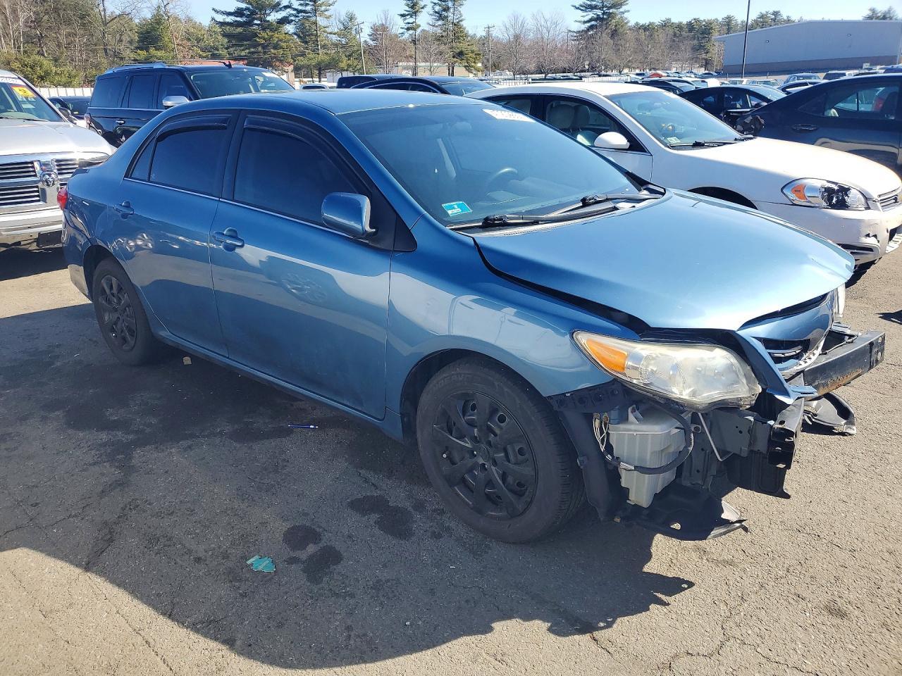 2013 Toyota Corolla Le - Фото 4