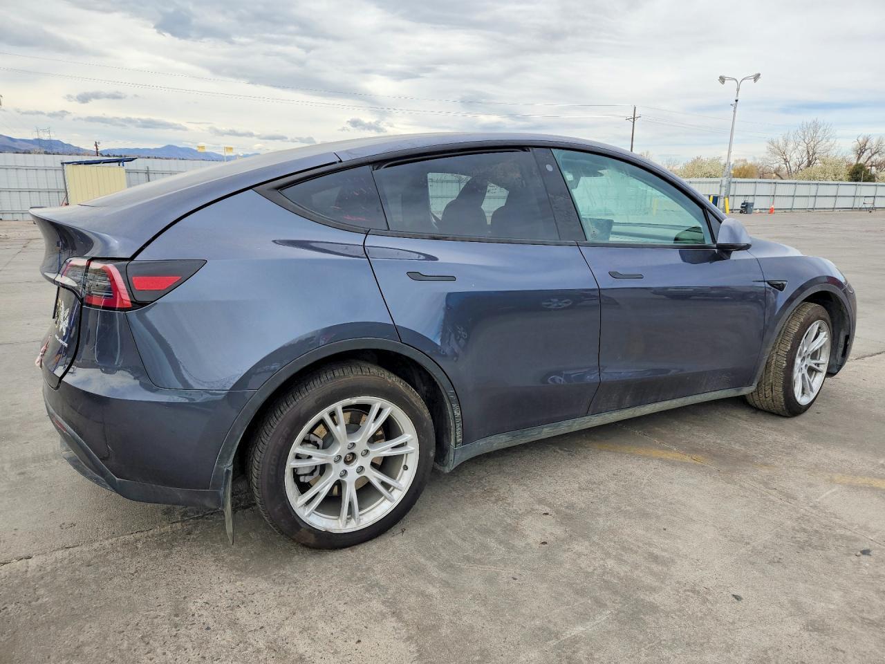 2023 Tesla Model Y - Image 3