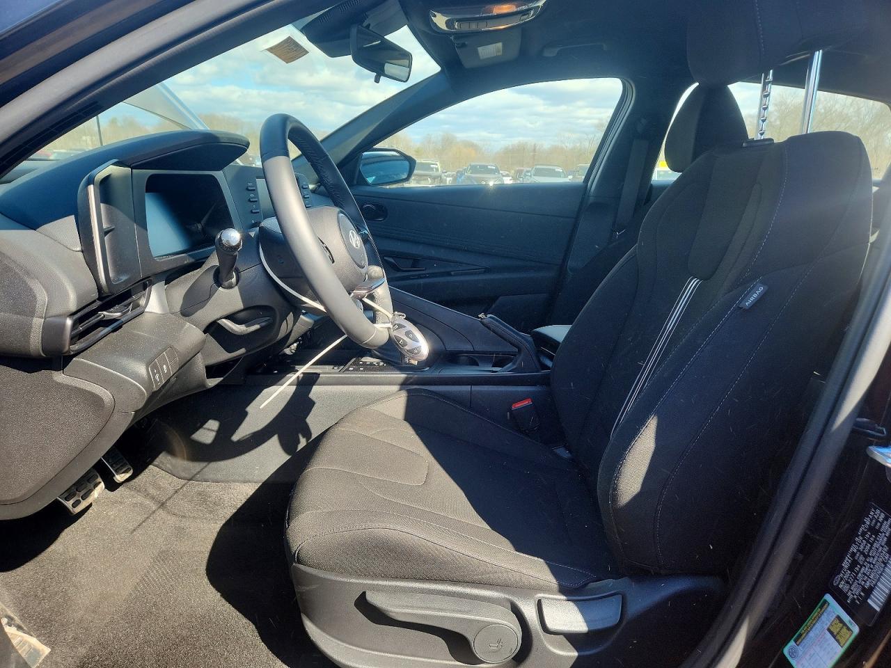 2025 Hyundai Elantra Sel Sport - Фото 7