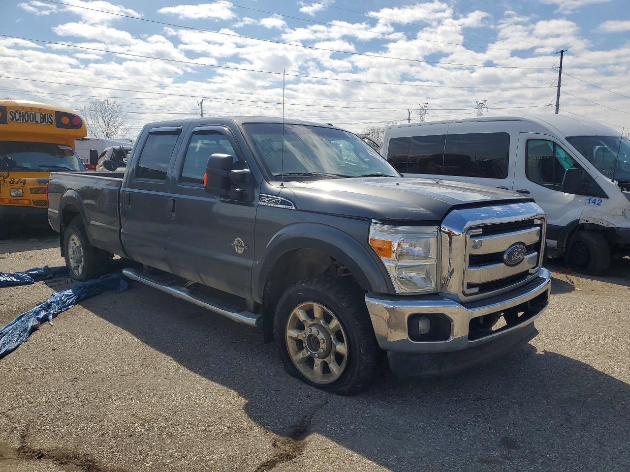 2015 Ford F350 Lariat Srw 4Wd 6.7L V8 Tdsl Crew - Фото 4