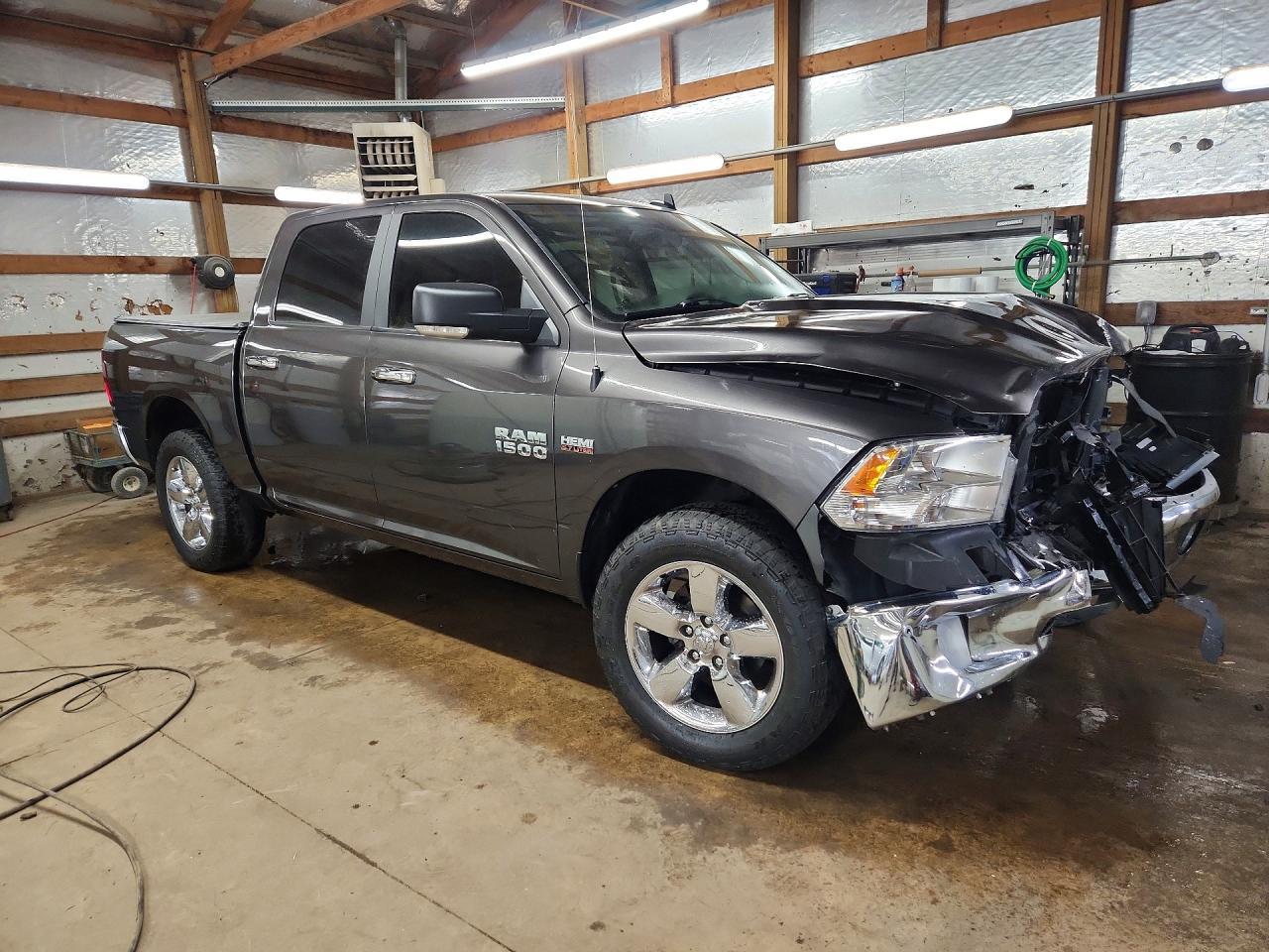2018 Ram 1500 Slt - Image 4