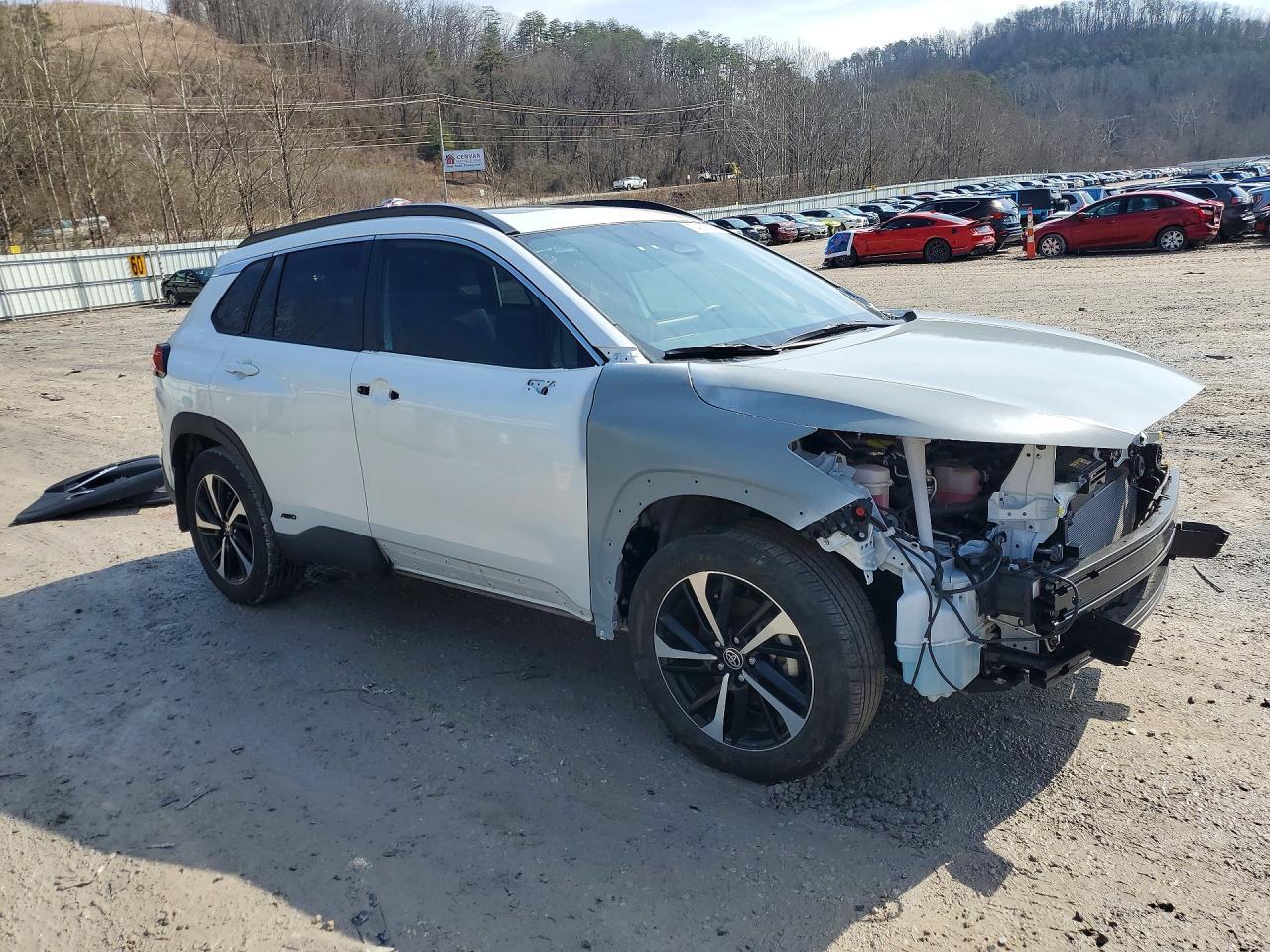 2024 Toyota Corolla Cross Se - Image 4