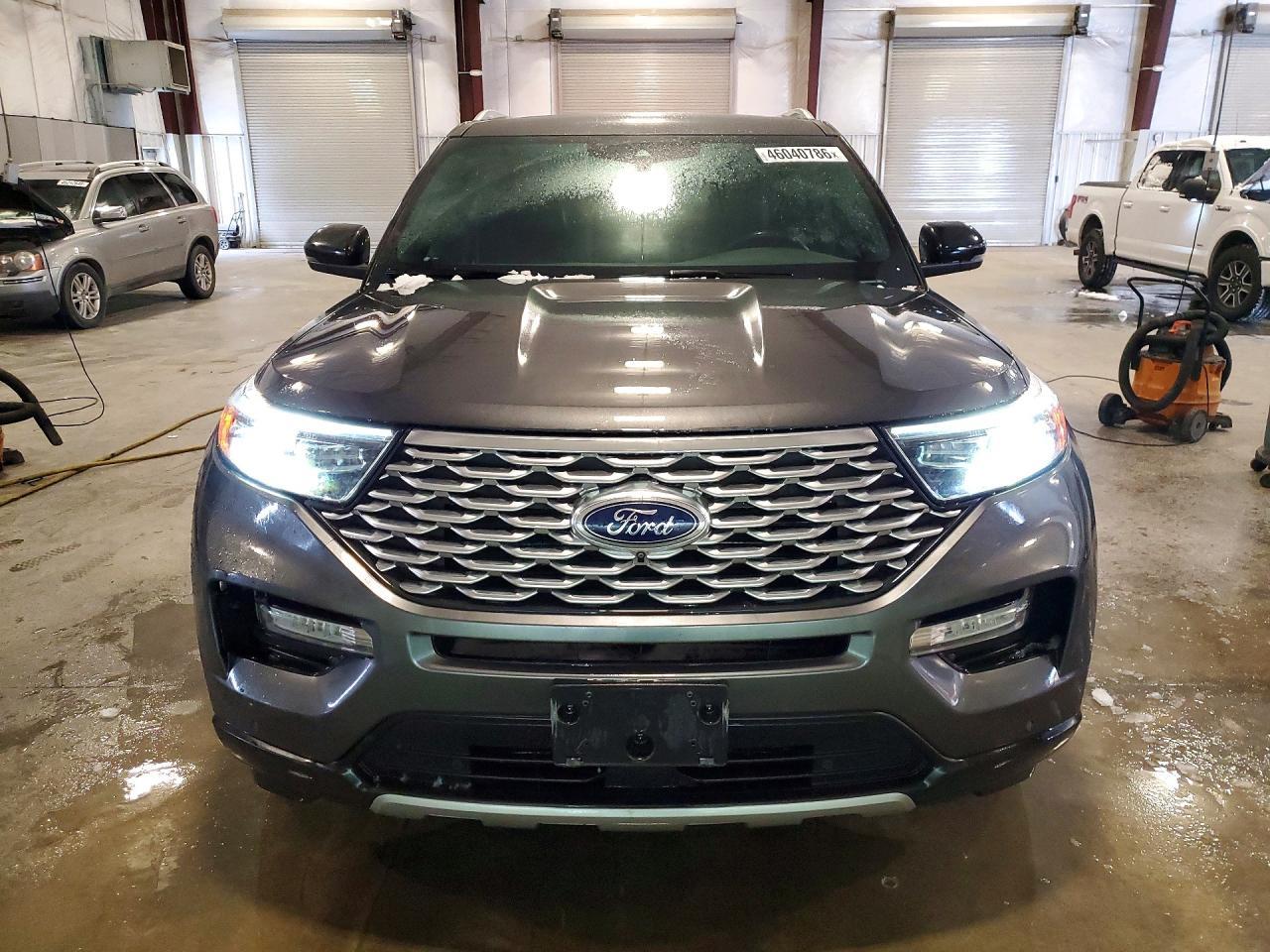 2020 Ford Explorer Platinum - Фото 5