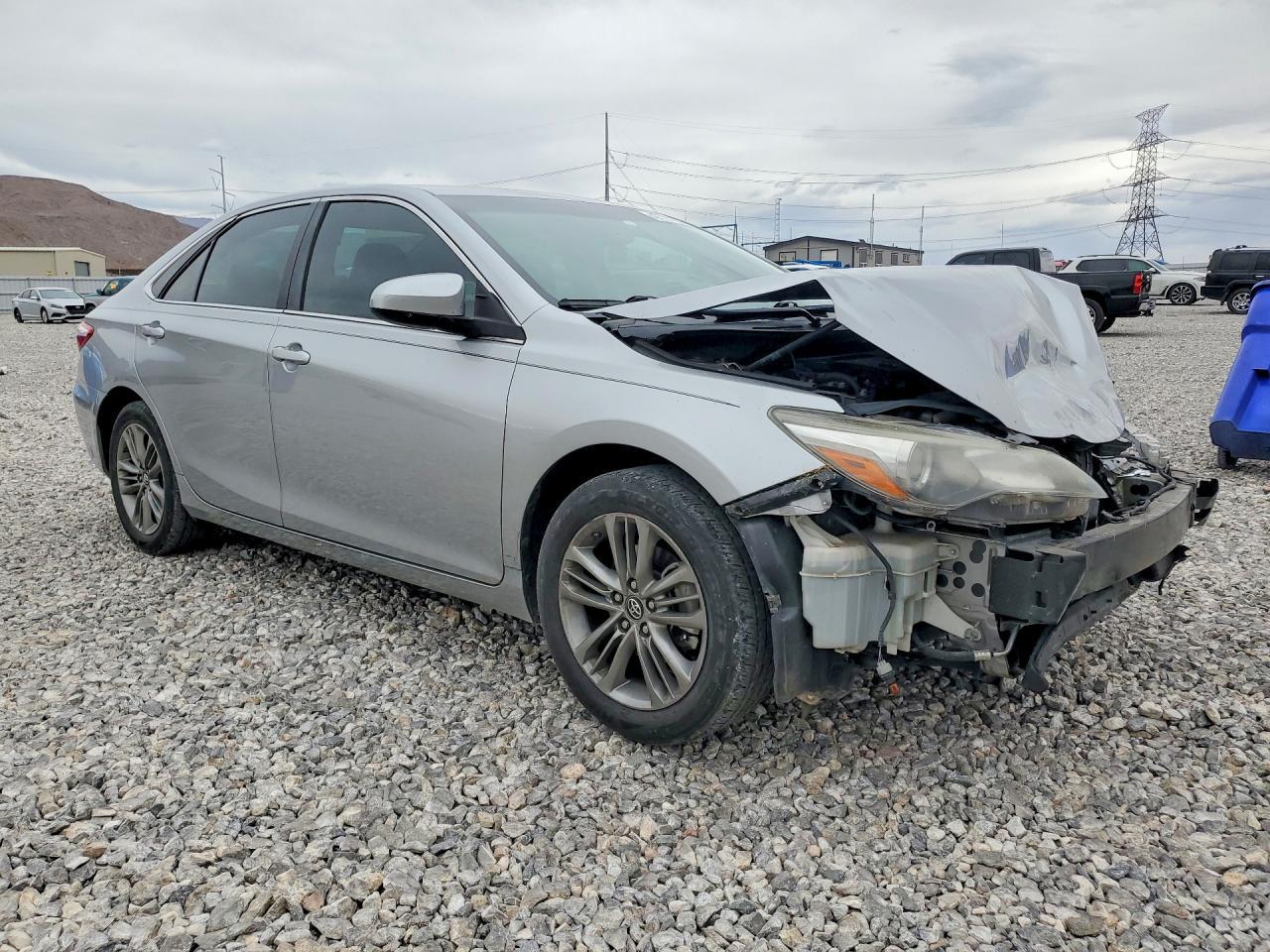 2017 Toyota Camry Se - Фото 4
