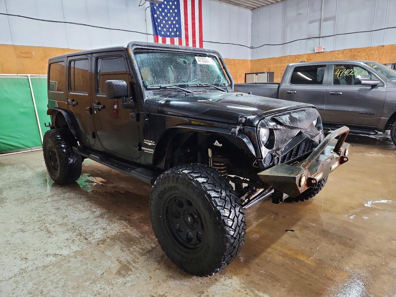 2012 Jeep Wrangler Unlimited Sahara - Фото 4
