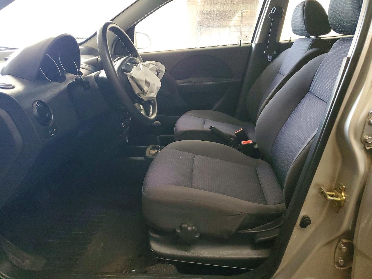 2006 Chevrolet Aveo Base - Image 7