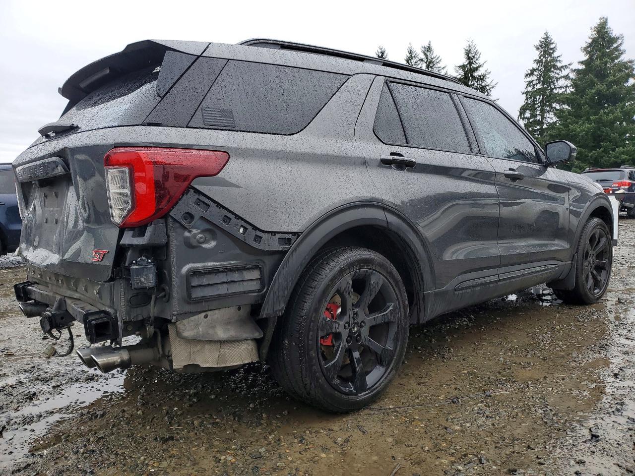 2020 Ford Explorer St - Image 3