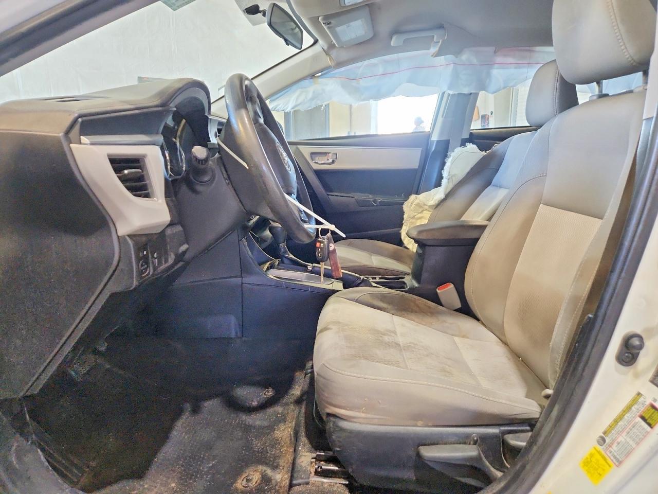 2015 Toyota Corolla Le - Фото 7