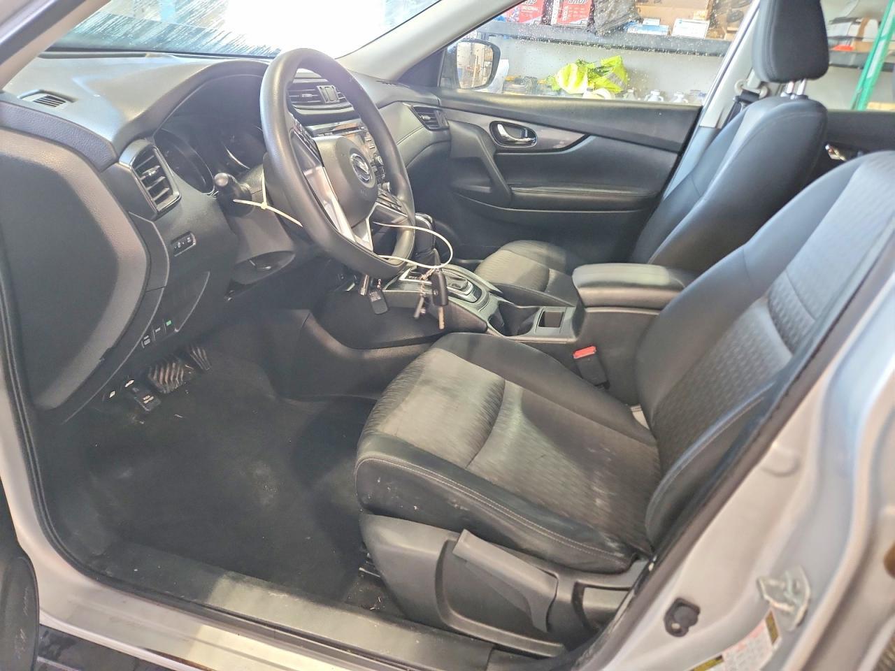 2017 Nissan Rogue S - Фото 7