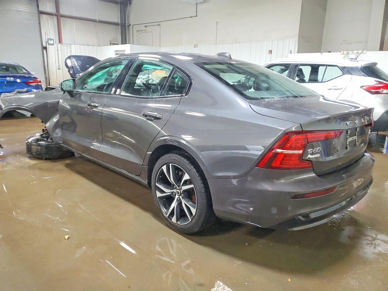 2024 Volvo S60 Core - Фото 2