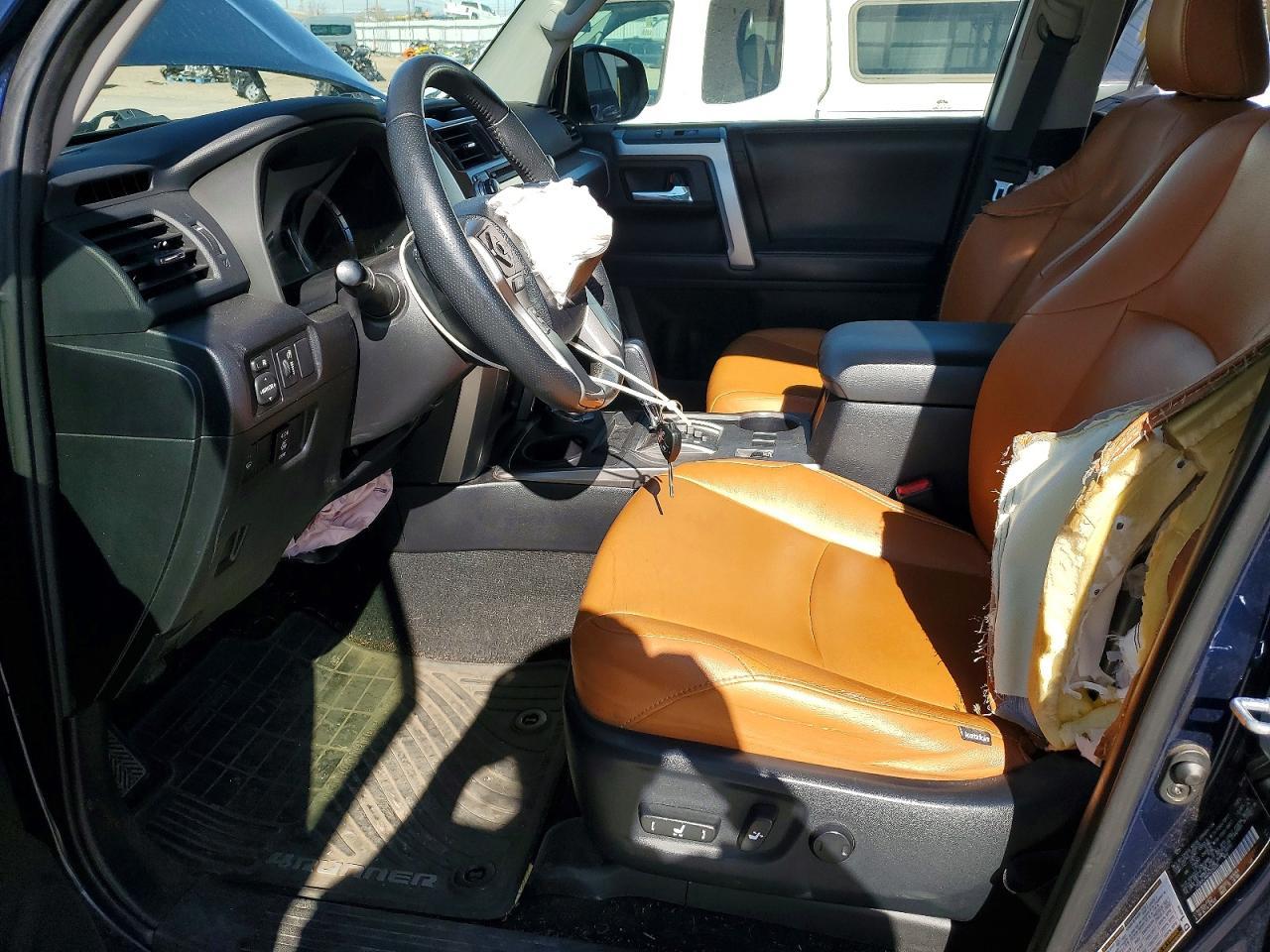 2016 Toyota 4Runner Sr5 - Image 7