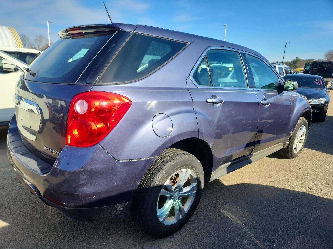 2013 Chevrolet Equinox Ls - Image 3