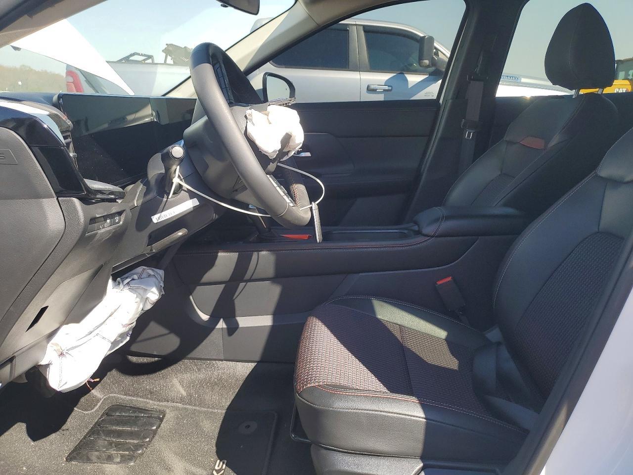 2025 Nissan Kicks Sr - Фото 7
