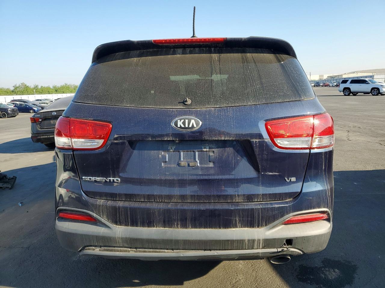 2016 Kia Sorento Lx V6 - Фото 6