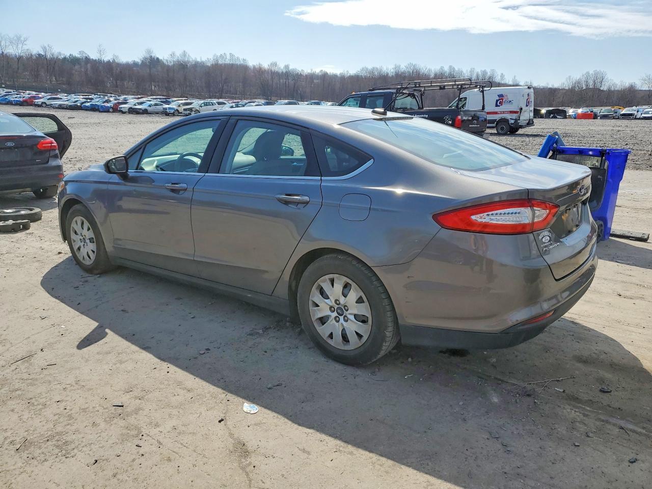 2014 Ford Fusion S - Image 2