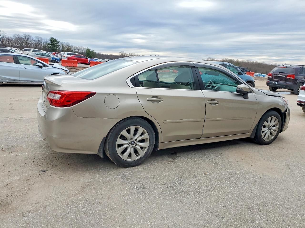 2015 Subaru Legacy 2.5I Premium - Image 3
