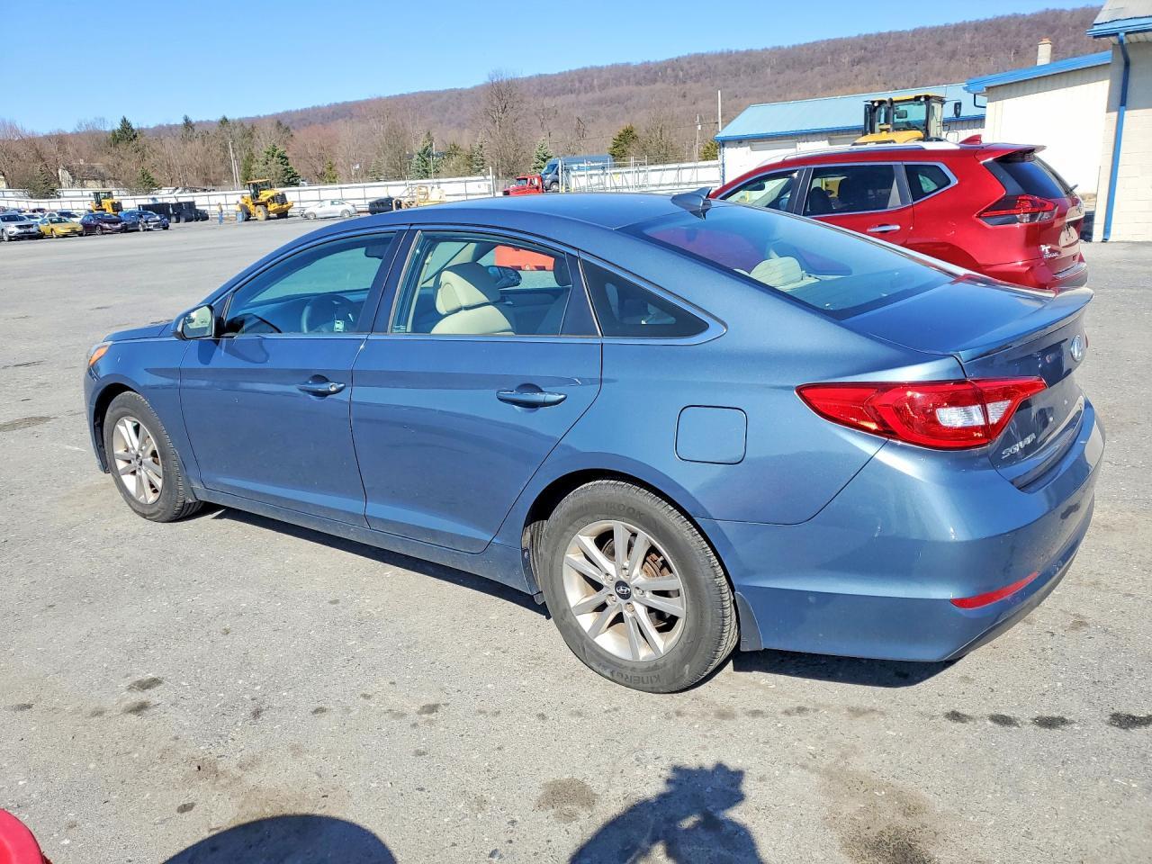 2016 Hyundai Sonata - Фото 2