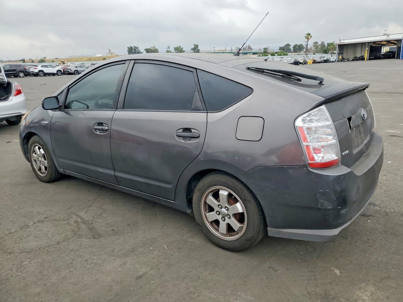 2007 Toyota Prius Base - Фото 2