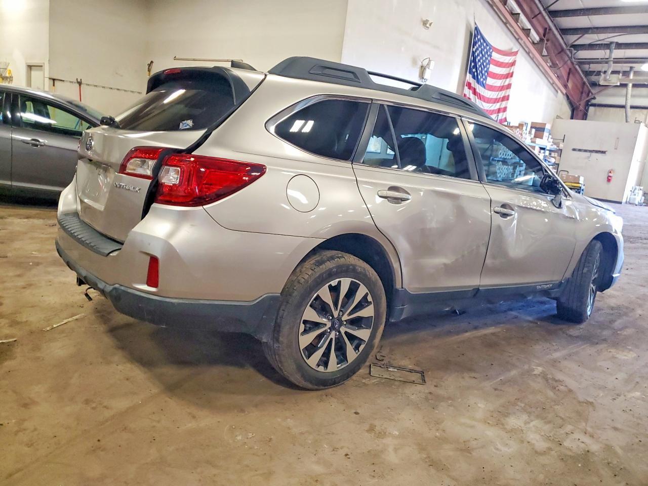 2016 Subaru Outback 2.5I Limited - Фото 3