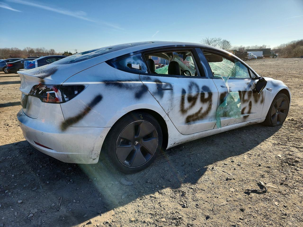 2021 Tesla Model 3 - Image 3