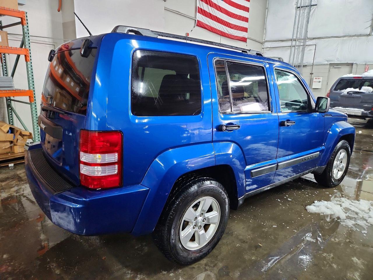 2010 Jeep Liberty Sport - Фото 3
