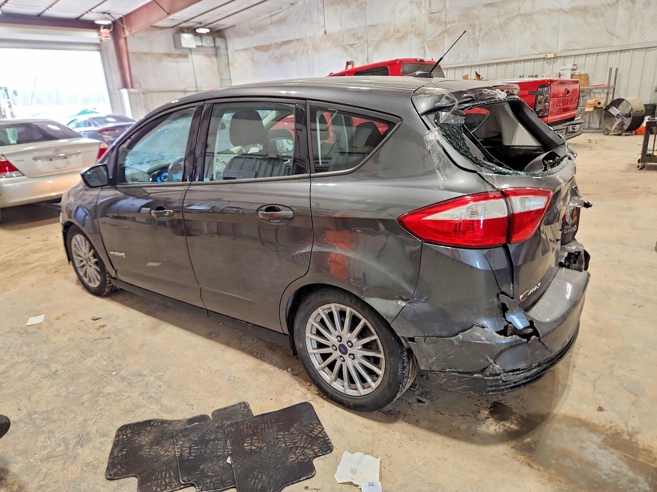 2015 Ford C-Max Se - Фото 2