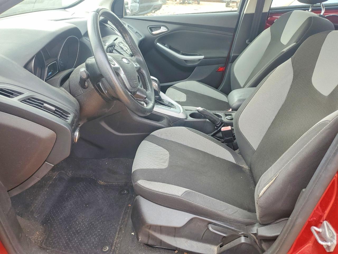 2012 Ford Focus Se - Фото 7