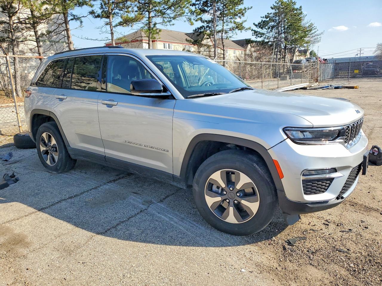 2023 Jeep Grand Cherokee - Фото 4