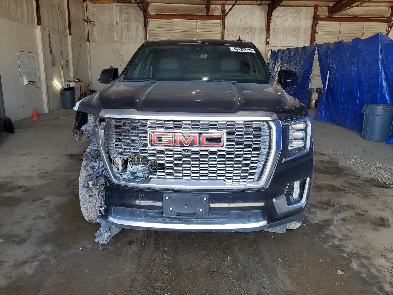 2021 GMC Yukon Denali - Фото 5