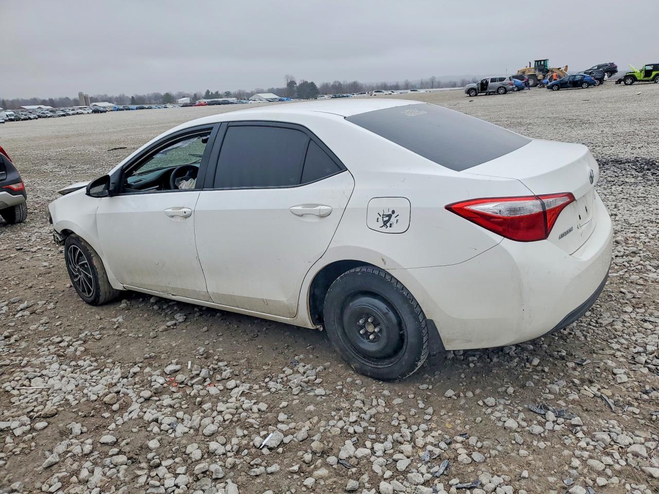 2014 Toyota Corolla Le - Image 2