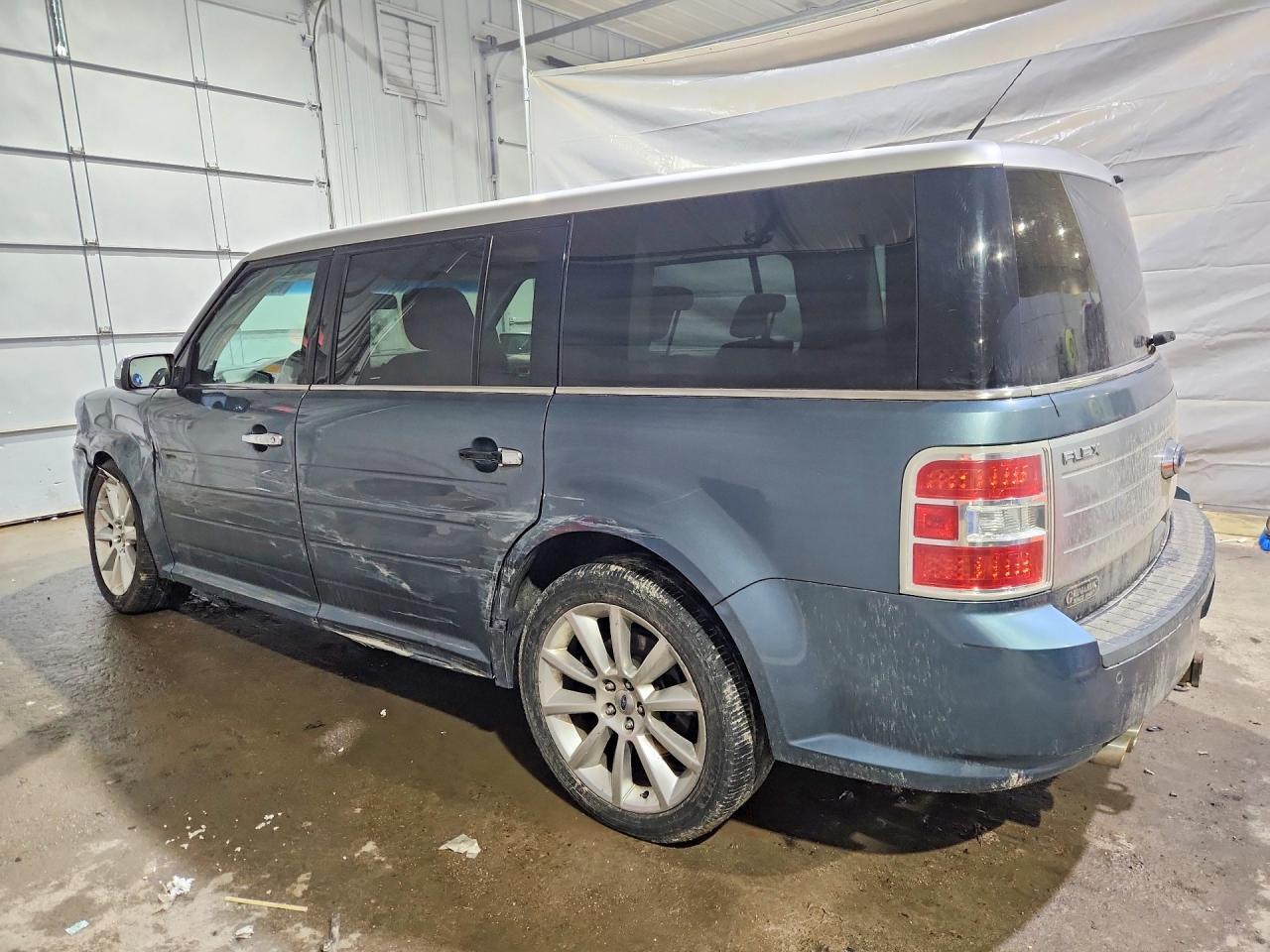 2010 Ford Flex Limited - Фото 2