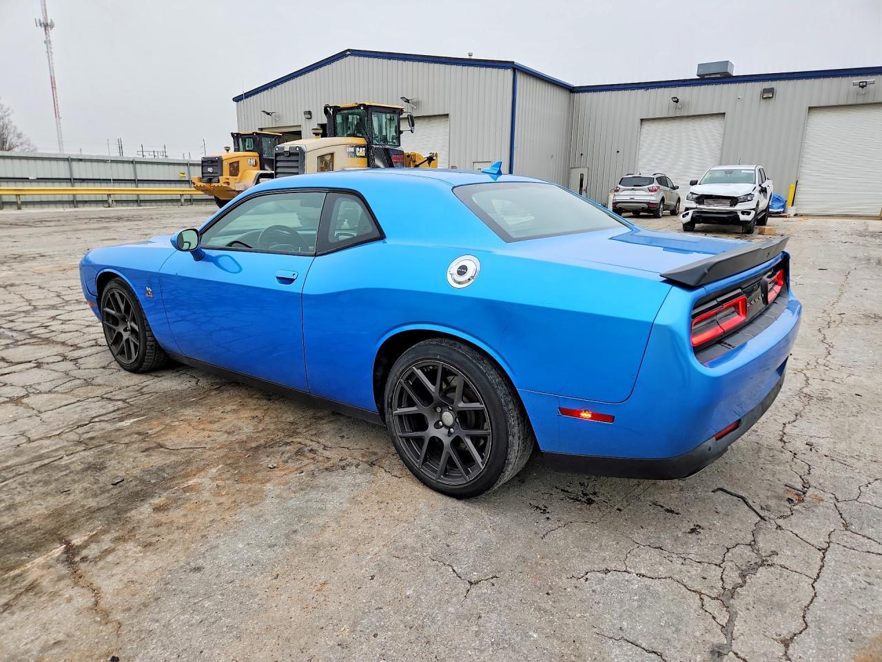 2016 Dodge Challenger R - Фото 2