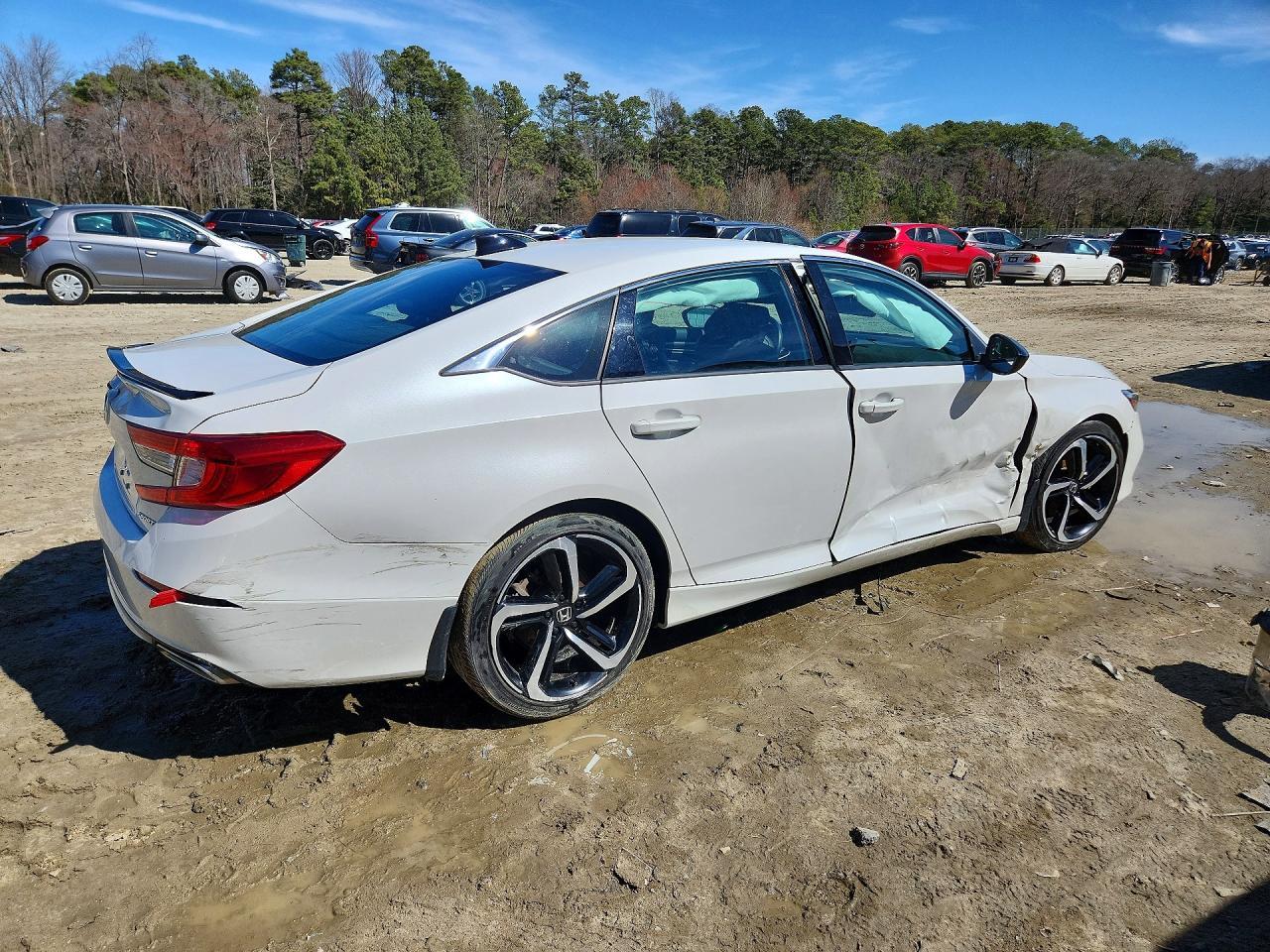 2021 Honda Accord Sport - Фото 3