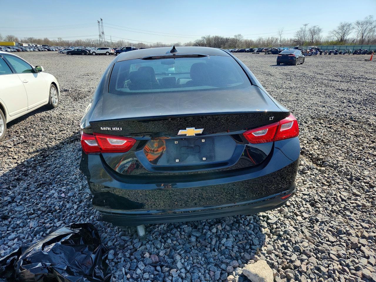 2017 Chevrolet Malibu Lt - Фото 6